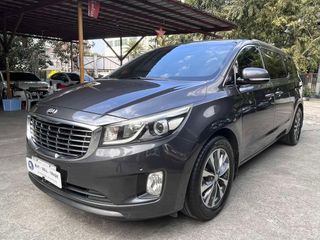 Kia Carnival CRDi Auto