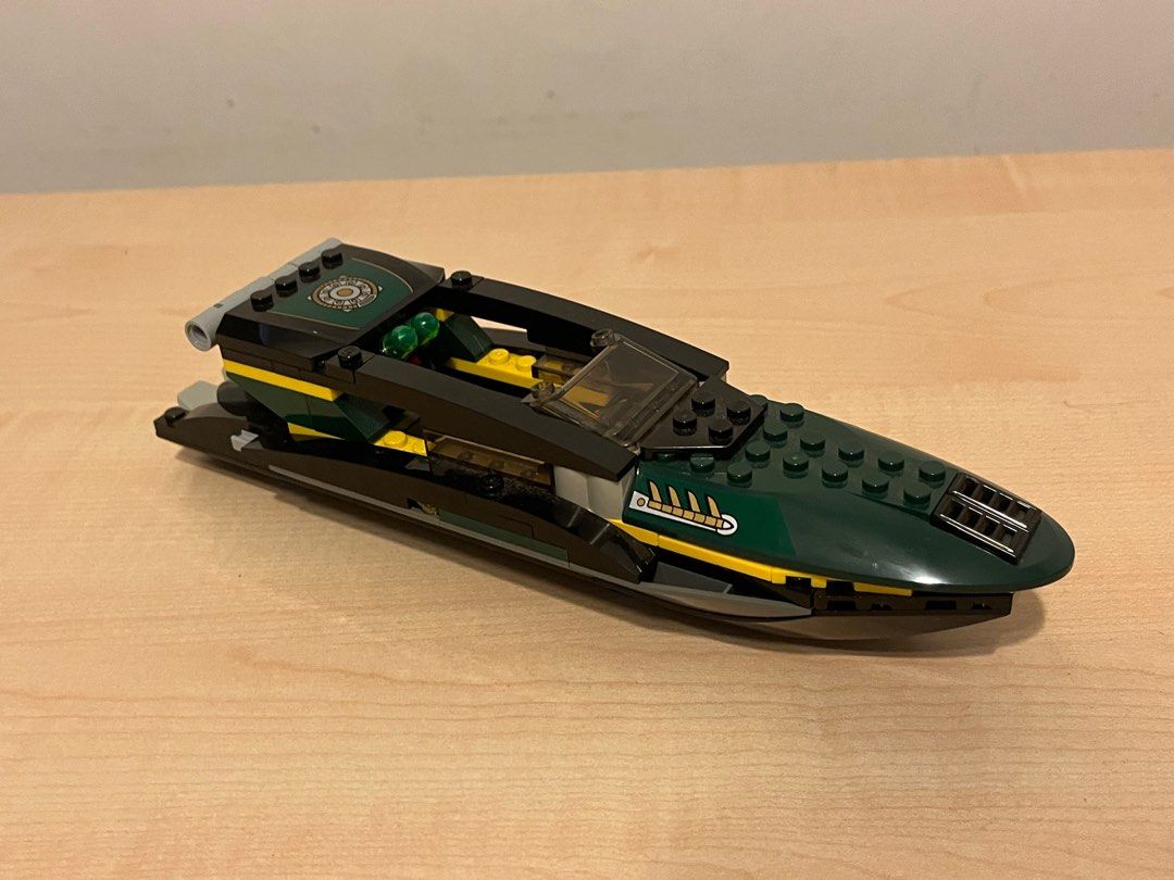 Lego iron man boat on sale