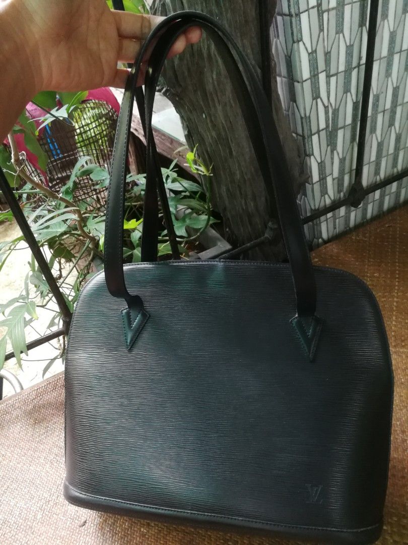 Louis Vuitton - Authenticated Twist Handbag - Leather Black for Women, Never Worn