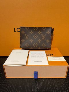 Bag charm Louis Vuitton Multicolour in Metal - 29807955