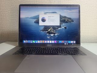 Macbook pro 15 inch touchbar 2016 i7 16GB 256GB ada Minus