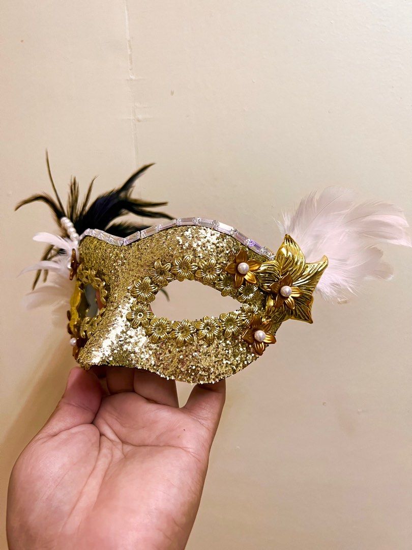 Masquerade Mask Gold (Category: Other Accessories) located in Cabanatuan. Submitted by bryanvain (Listing ID 1267007487, Image 3). Description: Made from scratch. Please send us a message for more details. This mask is with stick.