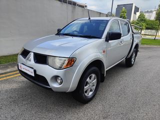 Mitsubishi L200 Double-Cab 2.5M Manual