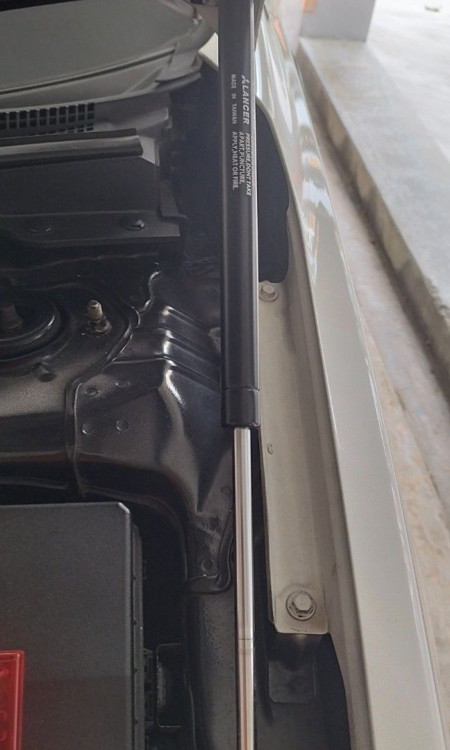 Mitsubishi lancer struts gas, Car Accessories, Accessories on Carousell