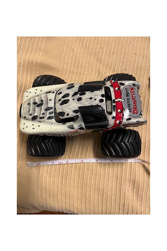 Monster Jam Monster Mutt Dalmatian big size (Category: Vehicle & Diecast Models) located in Quezon City. Submitted by din728 (Listing ID 1267003755, Image 2). Description: .