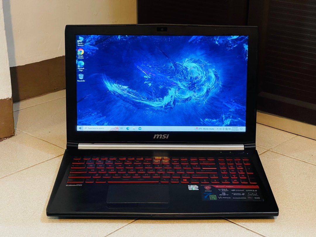 MSI GAMING LAPTOP INTEL CORE i5 7TH GEN 8GB RAM 128GB SSD 4CPUs