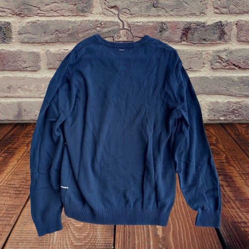 NAUTICA KNITTED SWEATER (Category: Coats, Jackets and Outerwear) located in Manila. Submitted by eothrift (Listing ID 1267162860, Image 2). Description: ❗❗ FREE SHIPPING ❗❗ Condition: Excellent Size:M Dimension: W: 21 - L: 27 Issue: None Color rate: 10 Price: 500 + Shipping We Ship Nationwide #everyonewins.