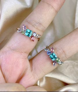 Neon paraìba apatite cluster