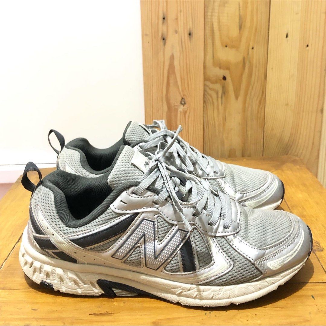 New balance 410 navy hot sale silver