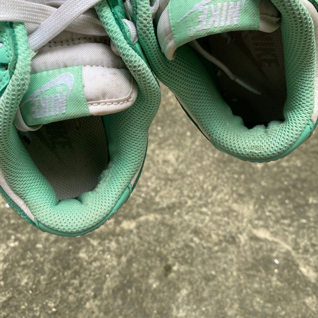 nike sb dunk low cyan