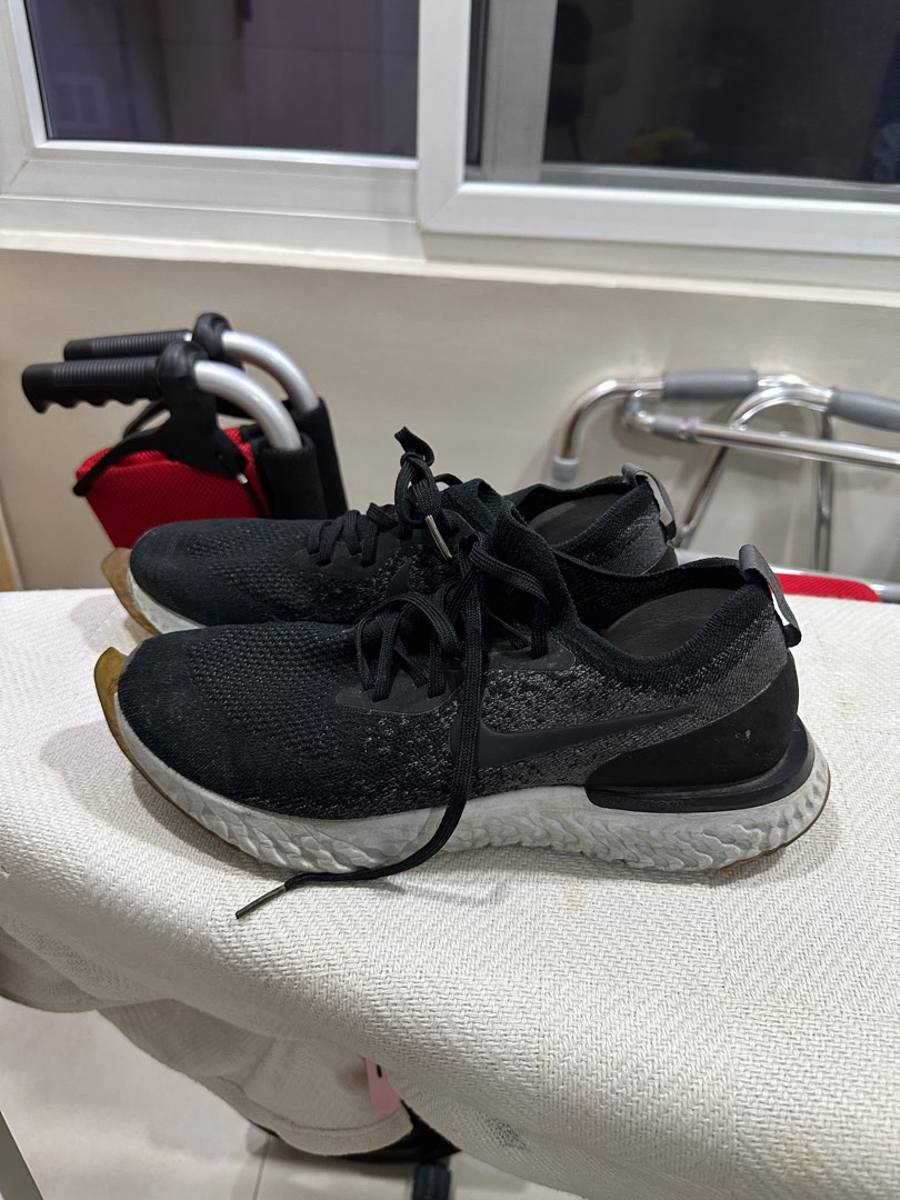 mens nike flyknit running shoes