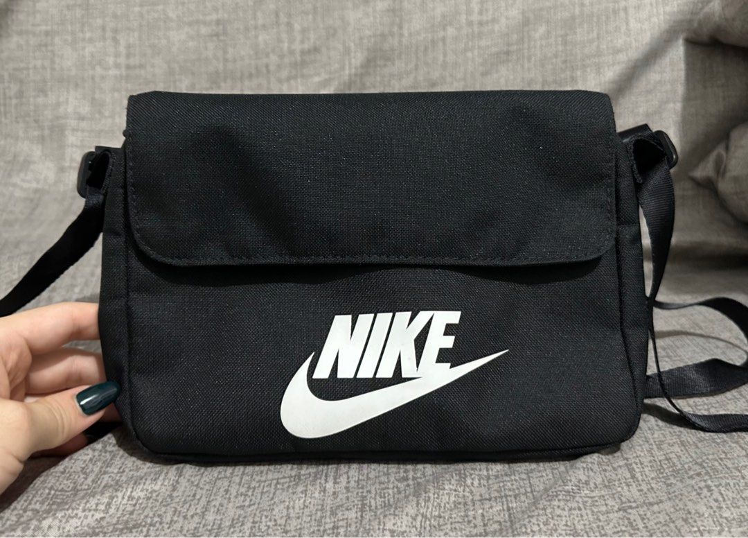 futura 365 crossbody bag