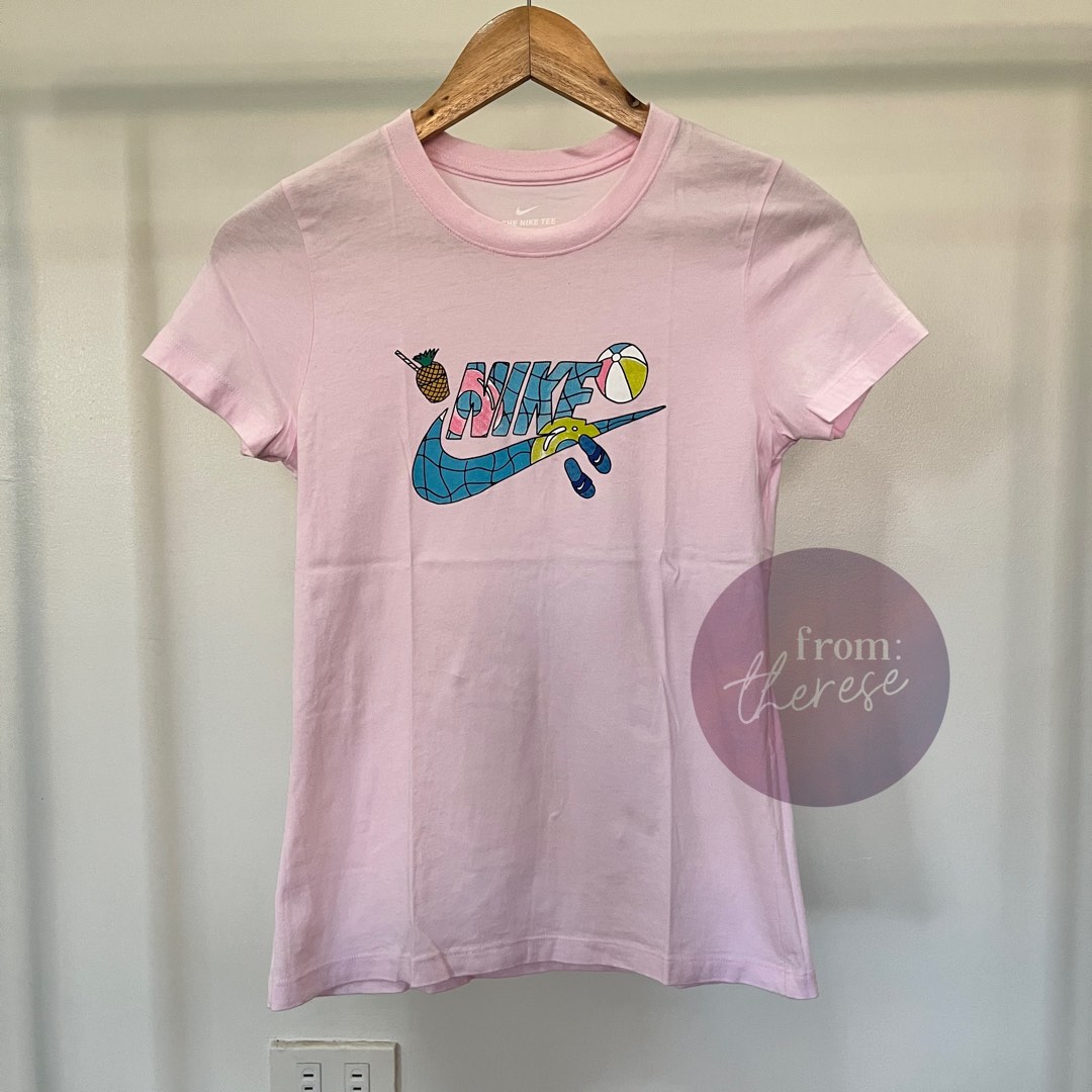womens nike pink shirt