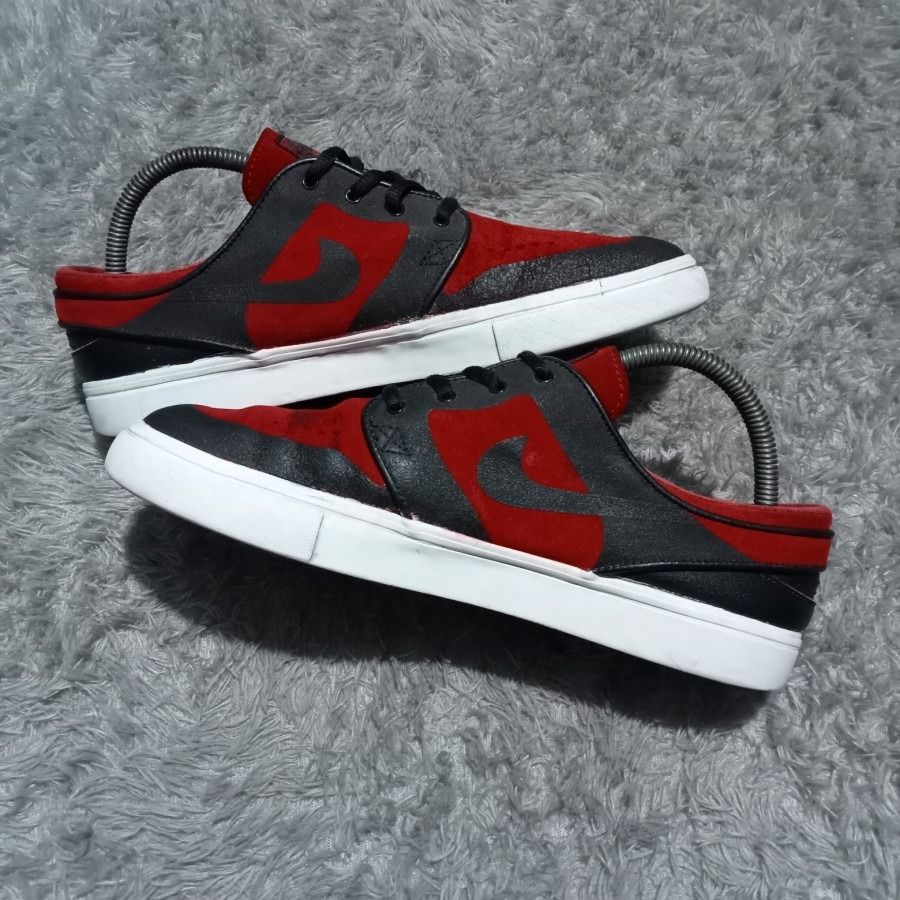 Janoski breds on sale