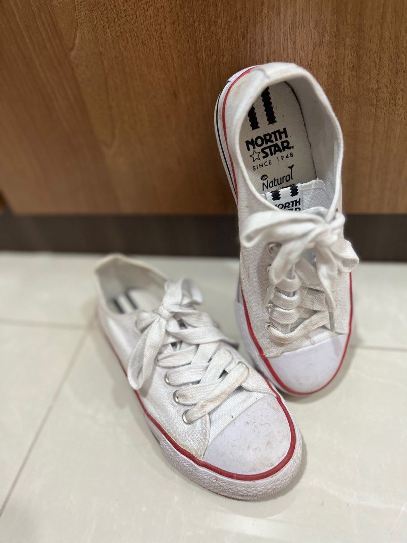 White shoes discount with silver stars