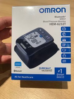 Omron Rs7 Intelli It Hem-6232t-e Automatic Wrist Blood Pressure