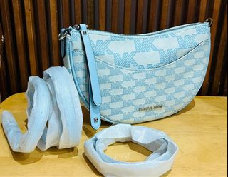 (Category: ) located in . Submitted by ashongsstore (Listing ID 1267009388, Image 1). Description: .
