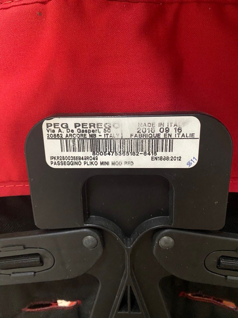 Peg Perego Pliko Mini (Category: Strollers) located in Makati City. Submitted by _appa (Listing ID 1267047556, Image 3). Description: Peg Perego Pliko Mini Stroller Mod Red RFS: No longer used -lightweight, umbrella-fold stroller approved for use from birth to 22 kg. Only 50cm width. With 5-point harness and adjistable footrest. Its suspension wheels ensure an extremely smooth ride (even after years of use). When folded, the stroller will stand u