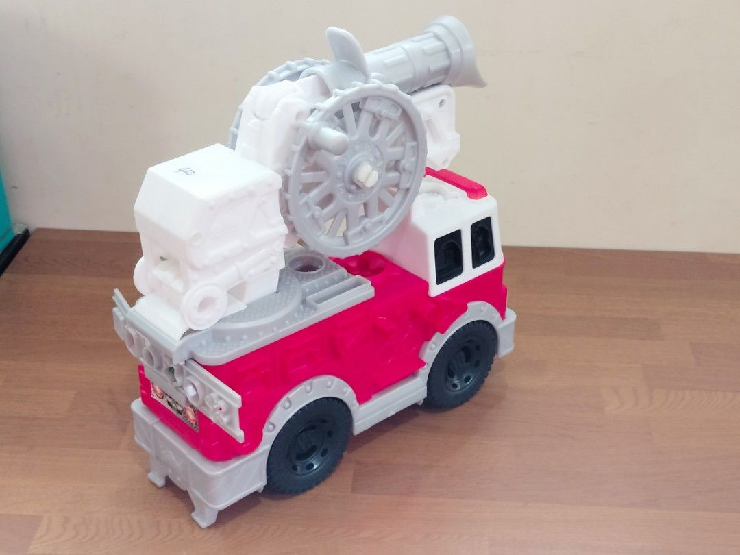 PLAY-DOH WHEELS FIRETRUCK TOY (Category: Kids Toys) located in Bulacan. Submitted by brandnewprelovedstuffatbp. (Listing ID 1267058486, Image 3). Description: ✅LIGHTLY USED ✅NO FLAWS ✅FROM UK.