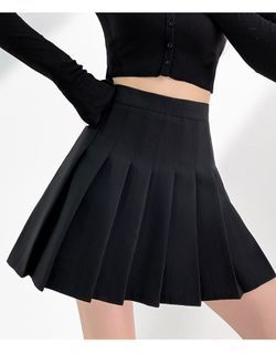 high waisted ruched black kpop inspired skirt, Women's Fashion, Bottoms,  Skirts on Carousell