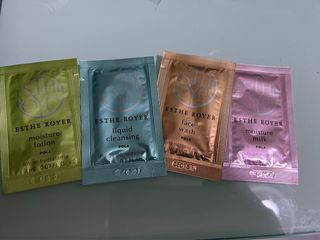 （分類：）位於 。 由 queenofbubala 提交（商品編號 1267065054，圖片 1）。簡介： 。
