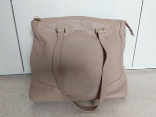 (Category: ) located in . Submitted by preloved.__.thingz (Listing ID 1267096863, Image 1). Description: .
