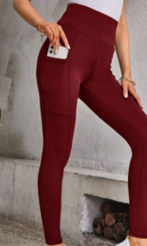 Pretty yoga leggings with POCKETS Women s Fashion Activewear on