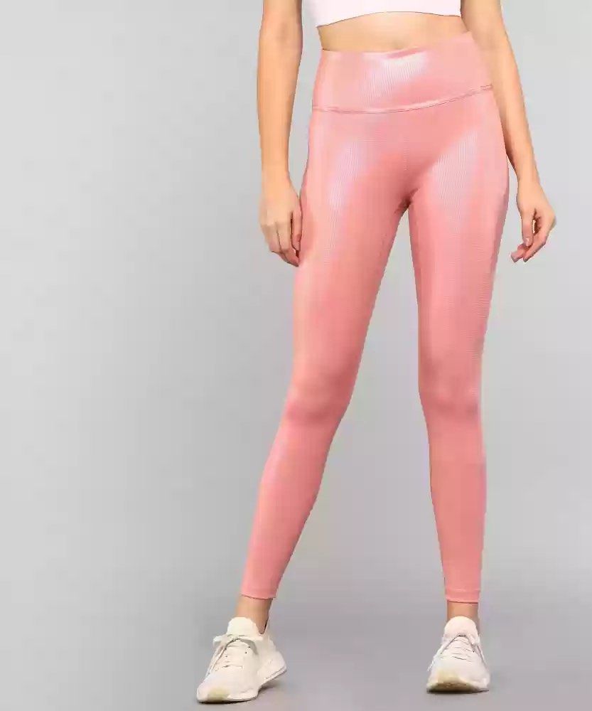 Puma printed leggings top