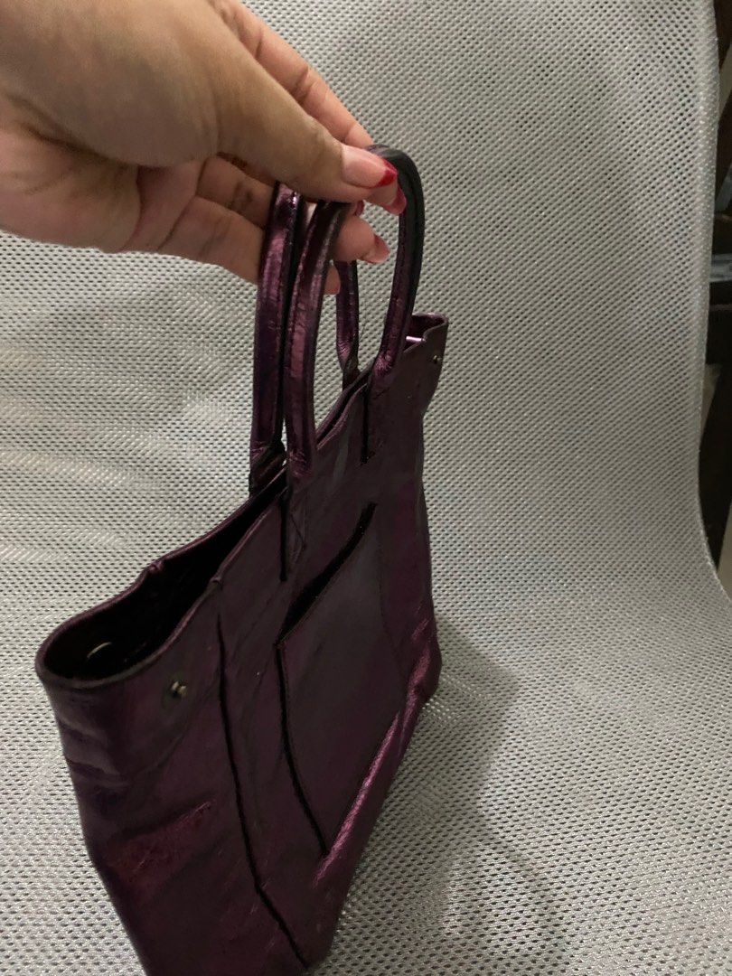Purple metallic bag, Women's Fashion, Bags & Wallets, Purses & Pouches on Carousell