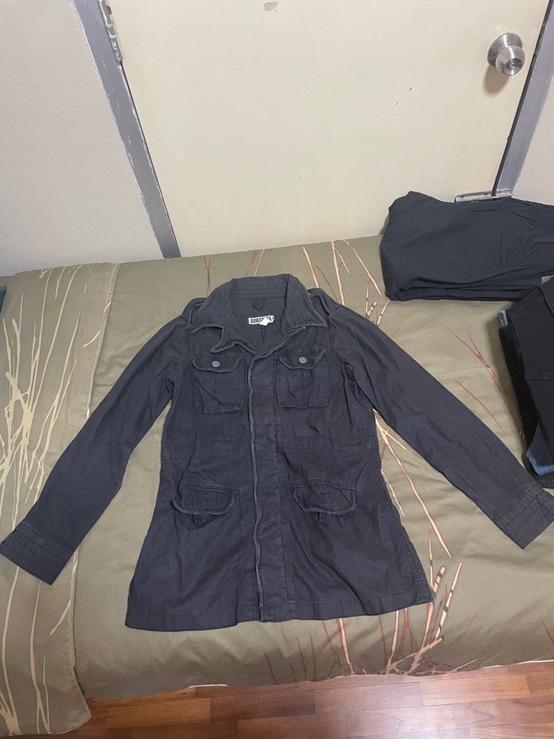 Quiksilver black hotsell jacket