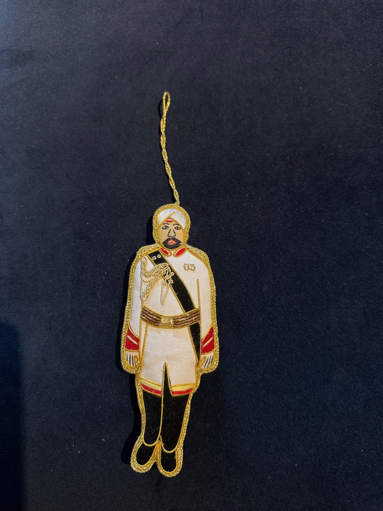 Raffles Hotel Christmas Tree Ornament, Furniture & Home Living, Home