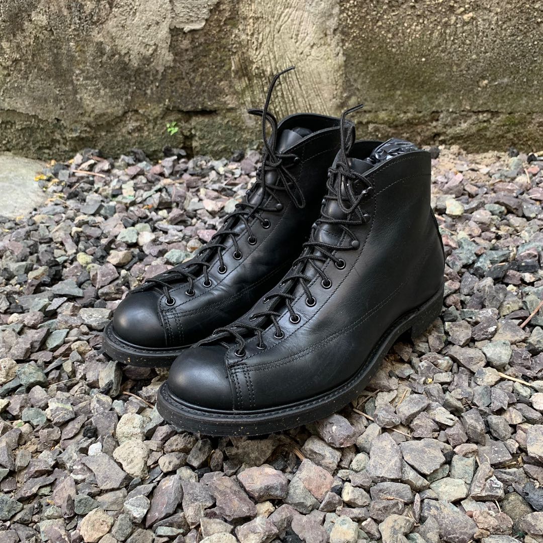 Red clearance wing lineman