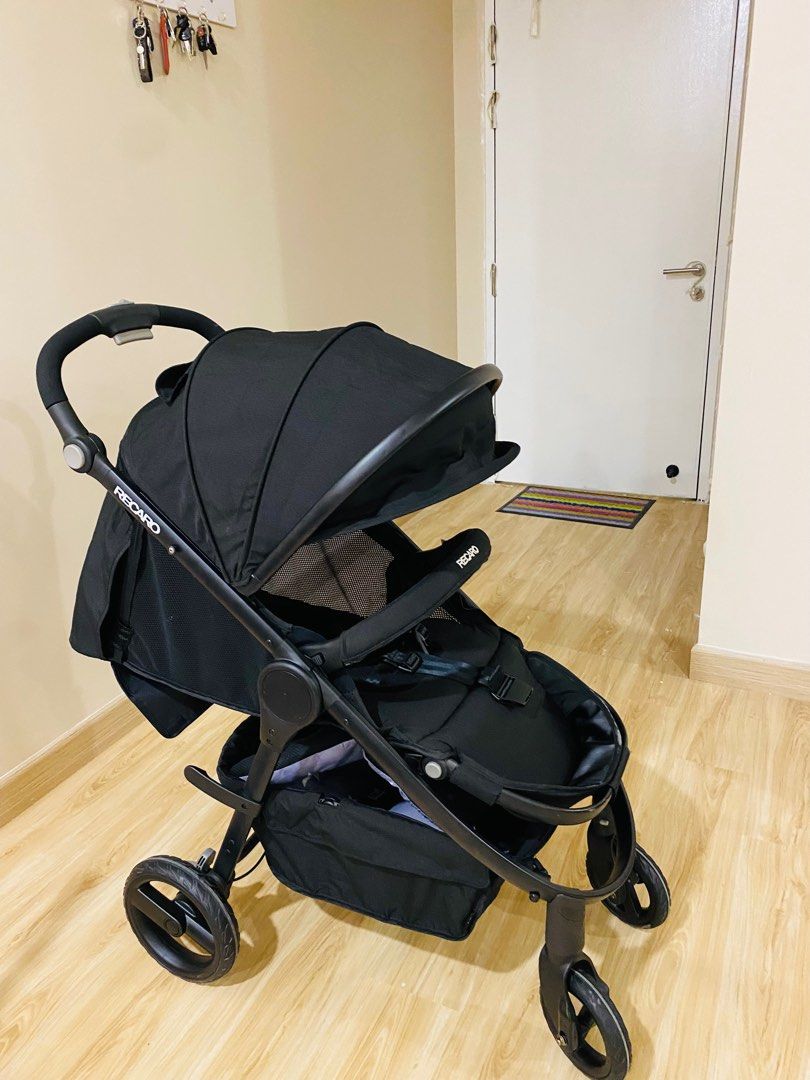 Recaro citylife black 2025