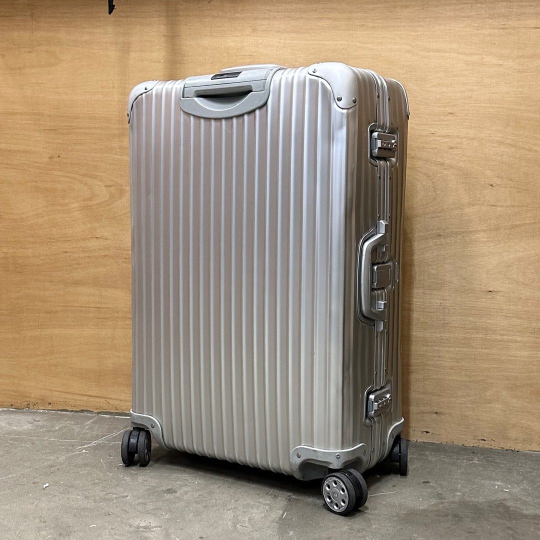 Rimowa topas 28 titanium Classic Cabin luggage