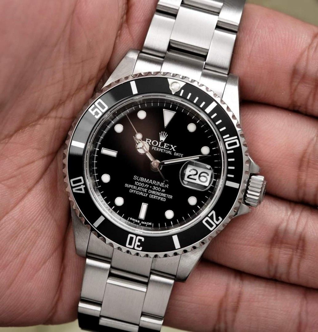Rolex rehaut sale year