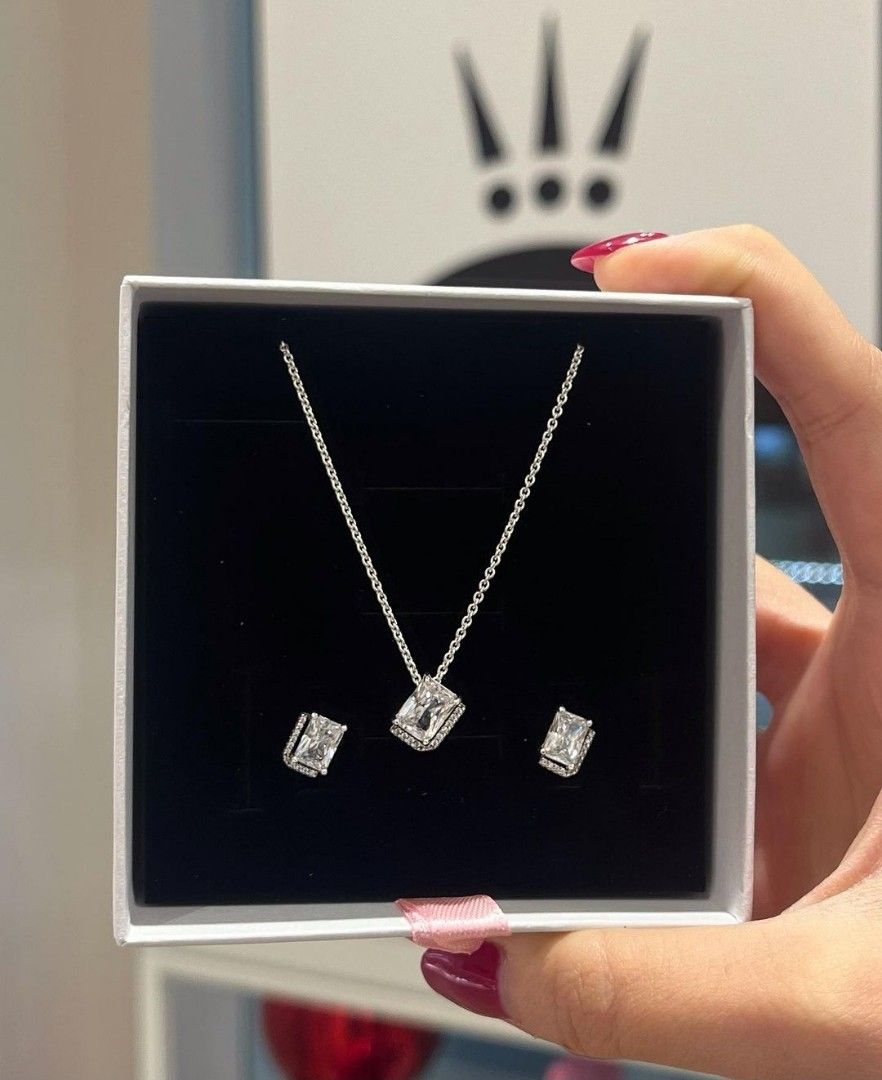 Luminous ice stud earrings sales