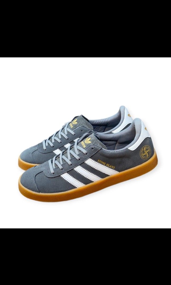 Sepatu Adidas stone island