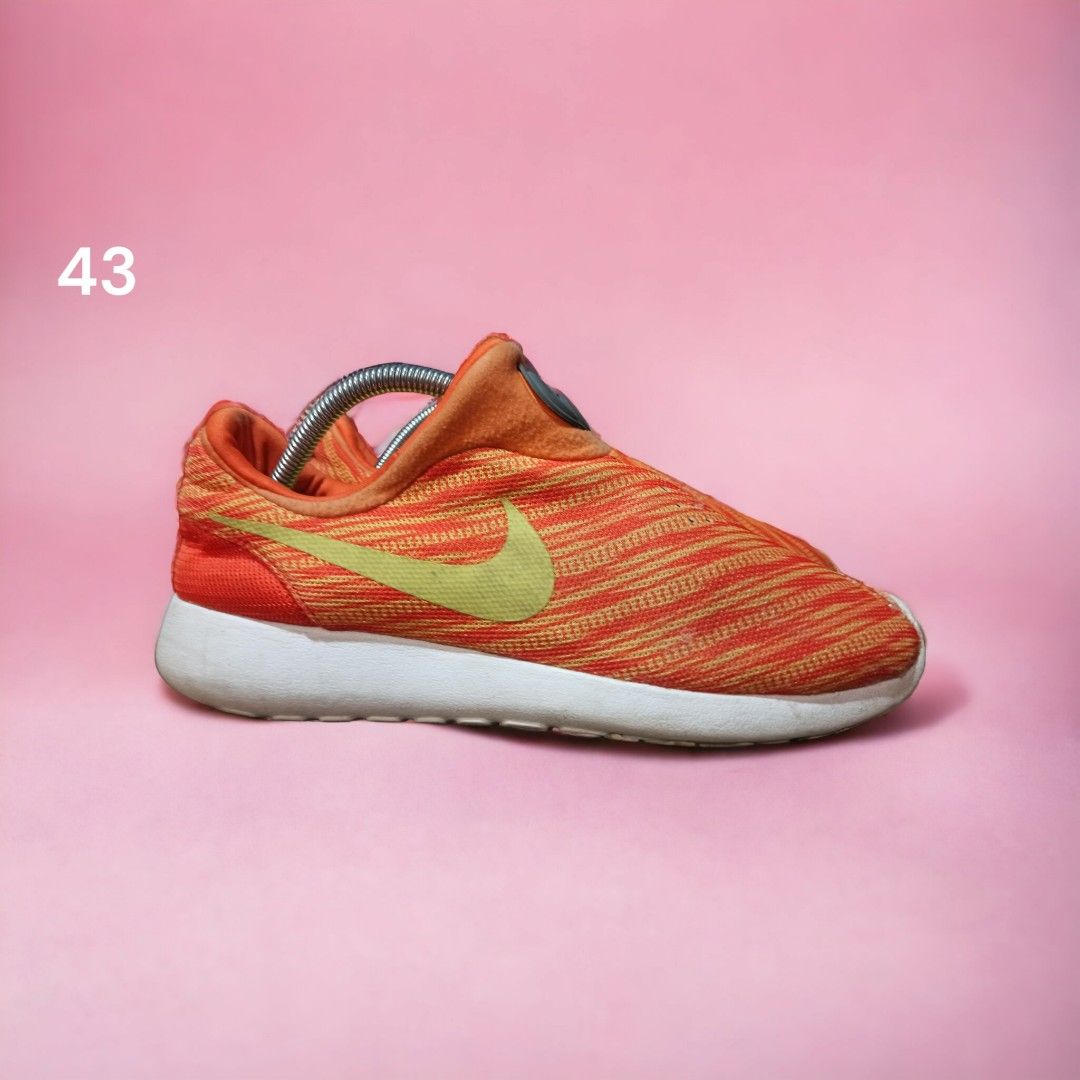 Sepatu nike top roshe run