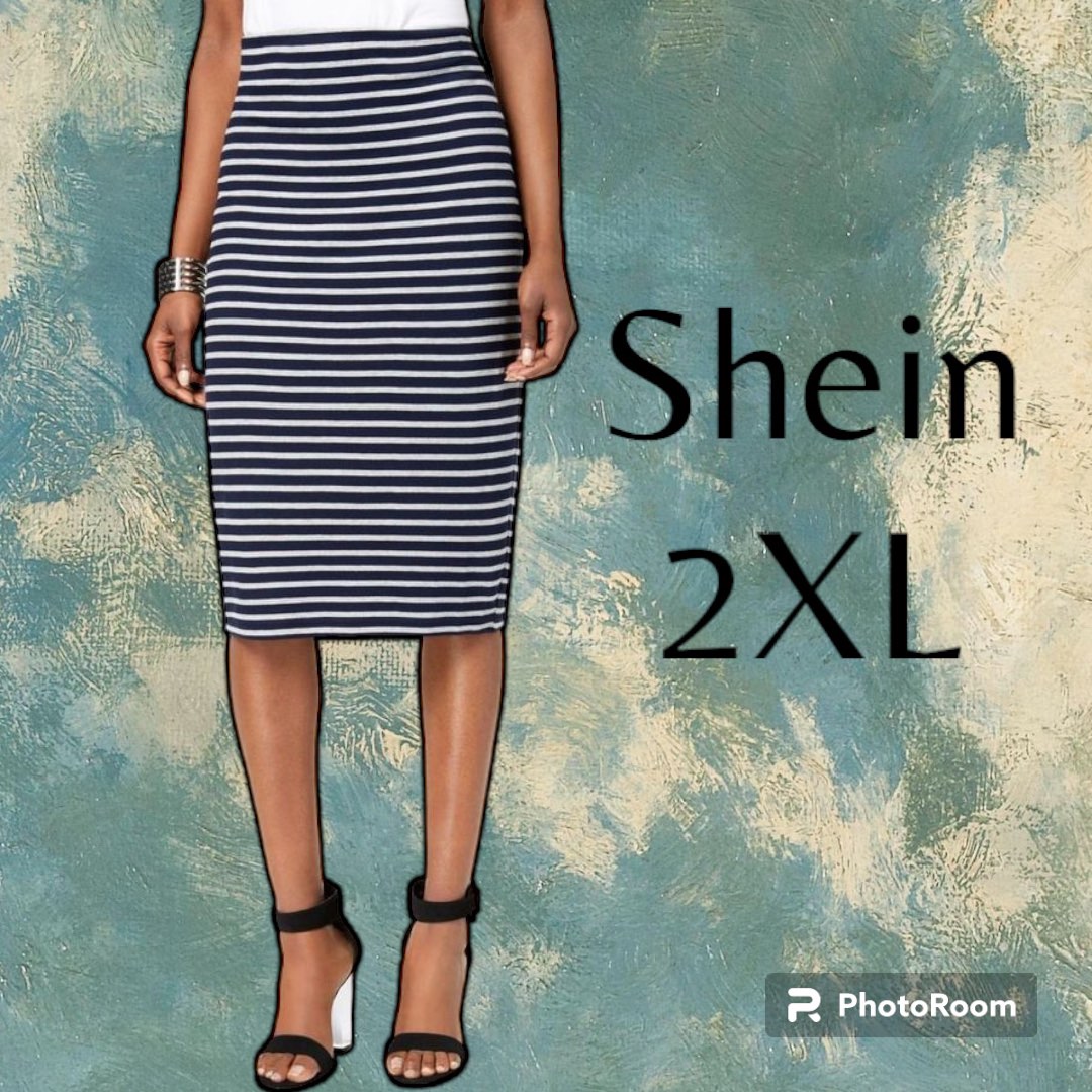Shein Curve Plus Size Tweed Skirt 2xl, Women's Fashion, Bottoms, Skirts on  Carousell