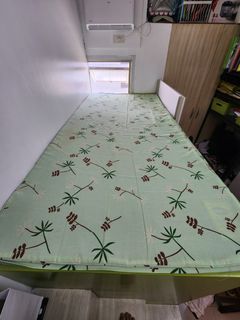 (Category: ) located in . Submitted by closetspaced (Listing ID 1267041605, Image 1). Description: .