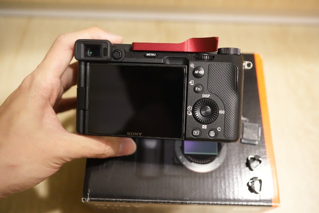 Sony A7C body (4.1k shutter count), Photography, Cameras on Carousell