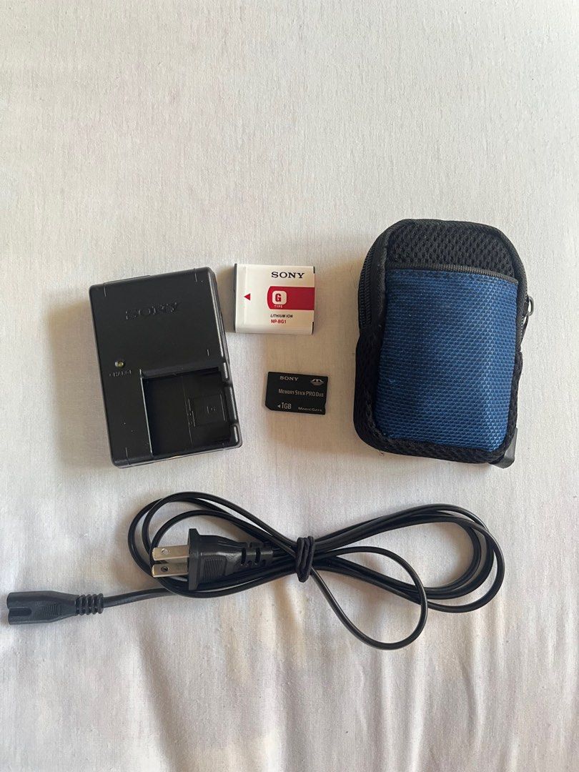 SONY CYBERSHOT DSC-W50, Photography, Cameras on Carousell