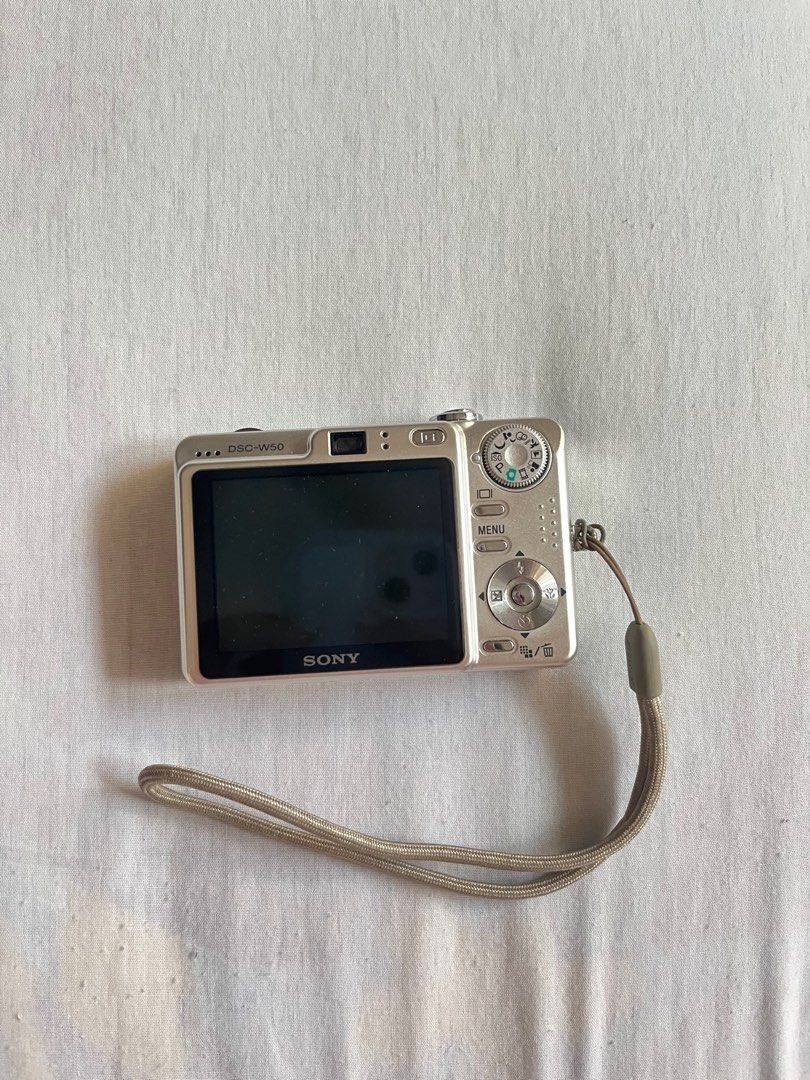 SONY CYBERSHOT DSC-W50, Photography, Cameras on Carousell