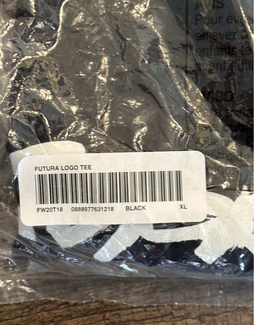 Futura logo hot sale tee supreme