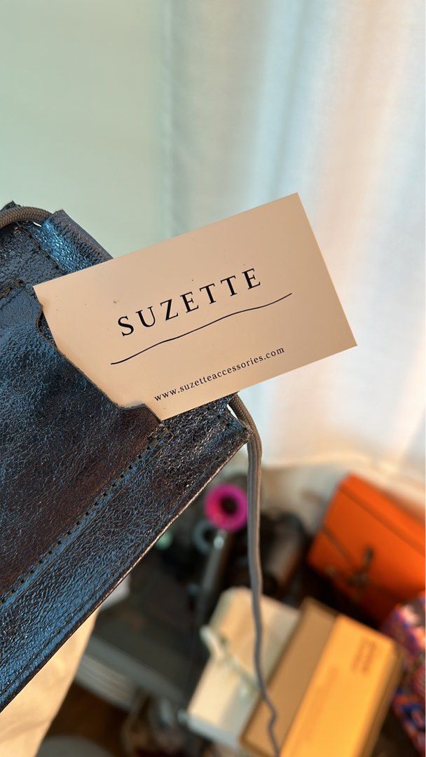 Suzette Handphone Bag, Women's Fashion, Bags & Wallets, Crossbody Bags