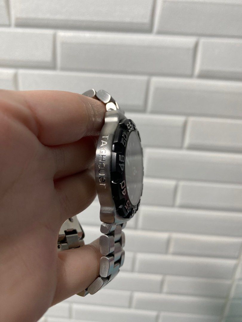 Tag Heuer Formula 1 (Category: Luxury Watches) located in Navotas City. Submitted by dgail (Listing ID 1267079404, Image 2). Description: Authentic Tag Heuer Formula 1 for mens With box.