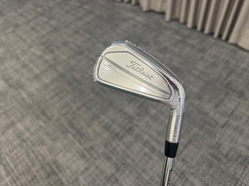 Tête De Fer 5 Titleist T200 – Pointe Conique .355, Gaucher, Neuve, #22324