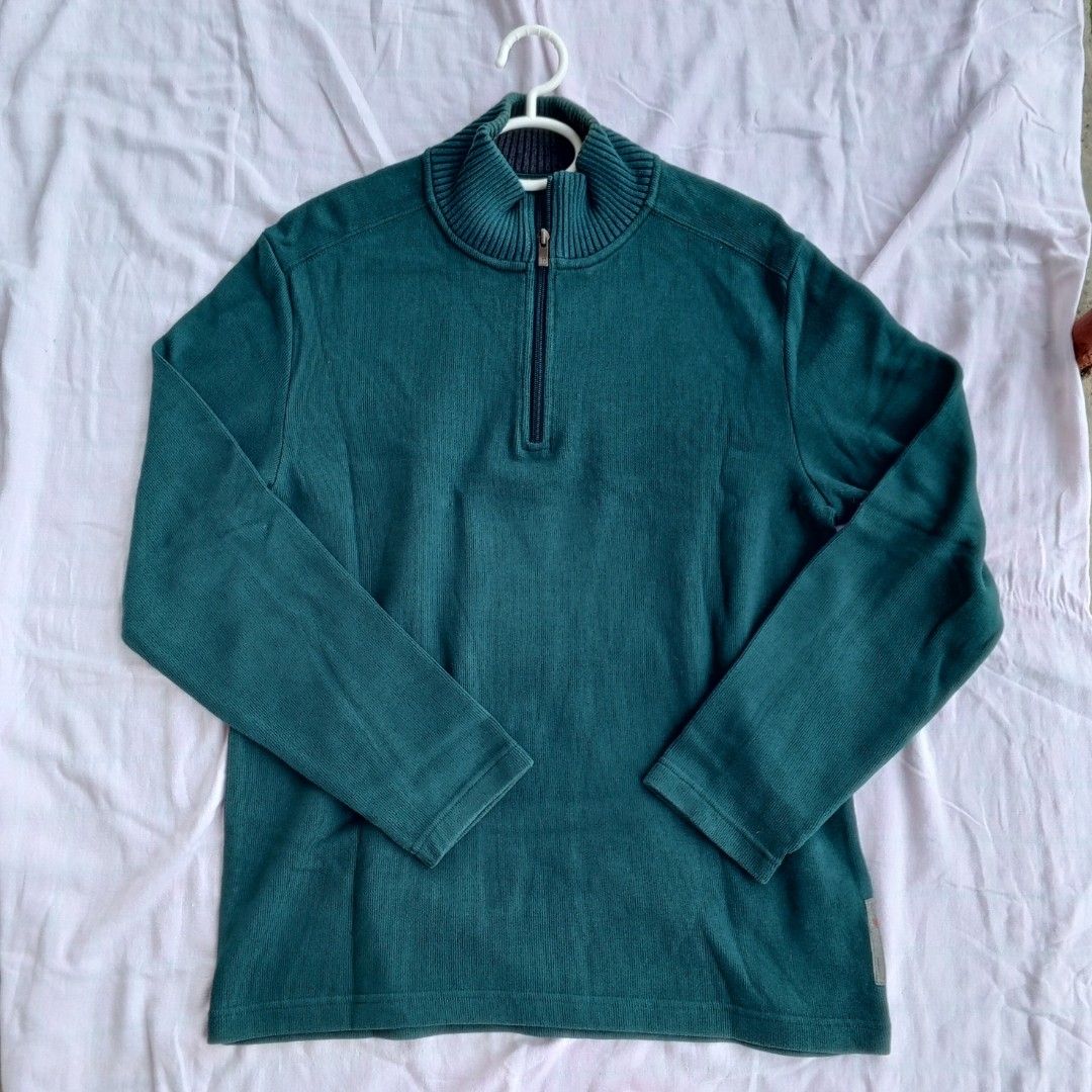 U2 by G2000 SWEATER (Category: Coats, Jackets and Outerwear) located in Manila. Submitted by eothrift (Listing ID 1267165604, Image 2). Description: ❗❗ FREE SHIPPING ❗❗ Condition: Excellent Size: L Dimension: W: 22 - L: 27 Issue: None Color rate: 10 Price: 300 + Shipping We Ship Nationwide #everyonewins.