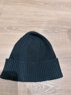 Uniqlo 毛帽 （黑）