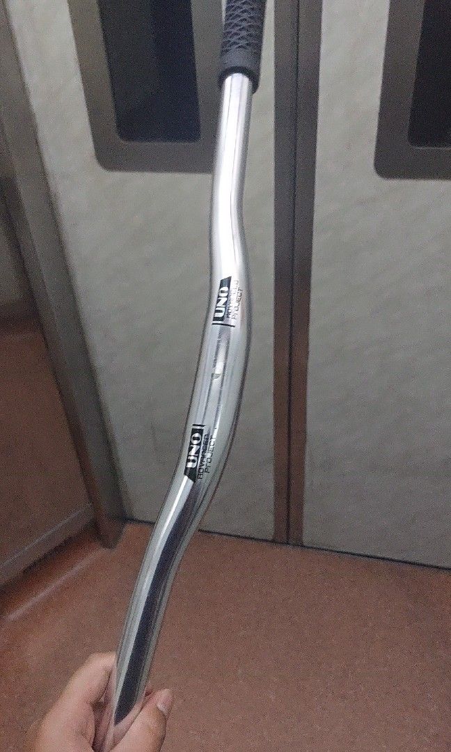Uno deals riser bar